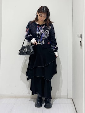 「PAGEBOY（ページボーイ）のハイショクステッチイレヘムスカート【ウエストゴム/ストレスフリー/裏地付き】（スカート、ブラック系）」を使った、静。さん（レディース・154cm）の秋コーディネート