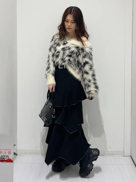 「PAGEBOY（ページボーイ）のスリーピーシャギーレオパードプルオーバー/ニット（ニット/セーター、ホワイト系）」を使った、静。さん（レディース・154cm）の秋コーディネート