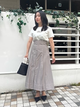 「JILL by JILL STUART（ジルバイジルスチュアート）の【新色追加】刺繍ロゴTシャツオーガニックコットン（Tシャツ/カットソー、ホワイト系）」を使った、takeuchiさん（レディース・151cm）の夏コーディネート
