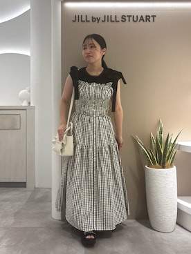 「JILL by JILL STUART（ジルバイジルスチュアート）の＜フリルトートミニ＞フェイクレザー（ショルダーバッグ、ホワイト系）」を使った、takeuchiさん（レディース・151cm）の夏コーディネート