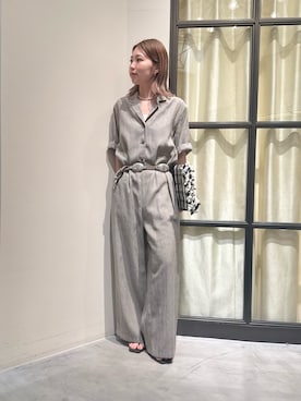 「アイテム（チョーカー）」を使った、whim_hirasakiさん（レディース・157cm）の春コーディネート