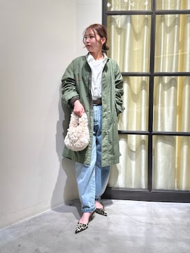 「THE PAUSE（ザ ポーズ）のアイテム」を使った、whim_hirasakiさん（レディース・157cm）の冬コーディネート