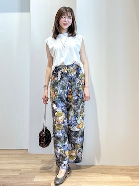 「OPAQUE.CLIP（オペークドットクリップ）のアイテム（Tシャツ/カットソー）」を使った、もんちゃんさん（レディース・167cm）の夏コーディネート