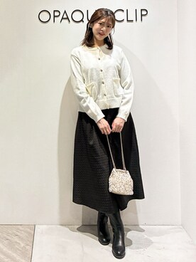 「アイテム（その他ヘアアクセサリー、ブルー系）」を使った、もんちゃんさん（レディース・167cm）の冬コーディネート
