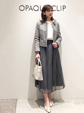 「アイテム（ブローチ/コサージュ、ベージュ系）」を使った、もんちゃんさん（レディース・167cm）の春コーディネート