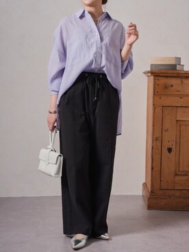「Jena espace merveilleux(ジェナ エスパスメルヴェイユ)の【サラッと快適】バックシャーリングシャツ(シャツ/ブラウス、パープル系)」を使った、minr666さん(レディース・156cm)の春コーディネート