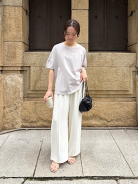 「Jena espace merveilleux(ジェナ エスパスメルヴェイユ)の【Tシャツなのに⁉ほんのりツヤ感ポンチョT】バックテープカットソー(Tシャツ/カットソー、グレー系)」を使った、minr666さん(レディース・156cm)の夏コーディネート