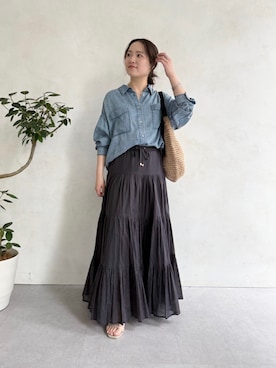 「Jena espace merveilleux(ジェナ エスパスメルヴェイユ)の【累計販売枚数1万枚突破!】テンセルデニムシャツ(シャツ/ブラウス、ブルー系)」を使った、minr666さん(レディース・156cm)の夏コーディネート