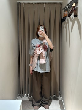 「ITEMS URBANRESEARCH（アイテムズ アーバンリサーチ）のシアープリントストライプシャツ（シャツ/ブラウス、ピンク系）」を使った、nnam74さん（レディース・158cm）の夏コーディネート