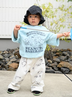 「everkindのアイテム（パンツ、ホワイト系）」を使った、deee🐏さん（キッズ・90cm）の夏コーディネート