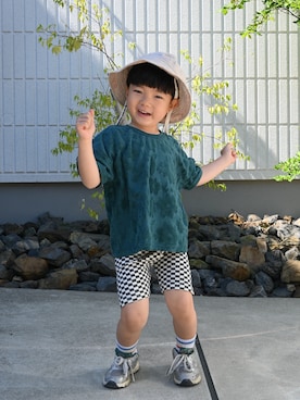 「しまむら（シマムラ）のアイテム（Tシャツ/カットソー、グリーン系）」を使った、deee🐏さん（キッズ・90cm）の春コーディネート