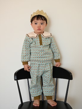 「mimi&lulaのアイテム（ヘアアクセサリー、ゴールド系）」を使った、deee🐏さん（キッズ・90cm）の春コーディネート