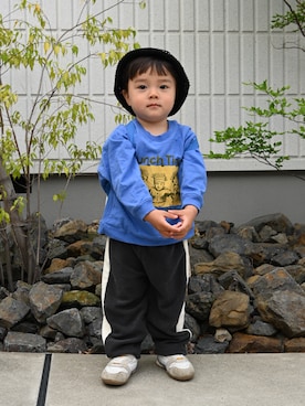 「しまむら（シマムラ）のアイテム（パンツ）」を使った、deee🐏さん（キッズ・90cm）の春コーディネート