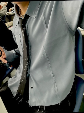 「Spielio（シュピーリオ）の【Spielio】Fray Edge Shirt / カットオフデザインシャツ（シャツ/ブラウス、グレー系）」を使った、しょーたさん（メンズ・170cm）の春コーディネート