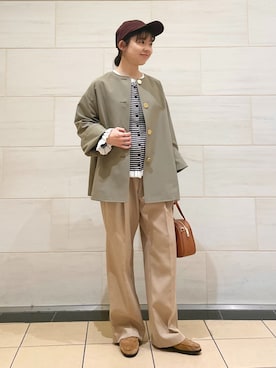 「Traditional Weatherwear（トラディショナルウェザーウェア）のTRADITIONAL WEATHERWEAR SLOBE別注 LINTON N/C SHORT（ノーカラーコート、グリーン系）」を使った、hiraoさん（レディース・156cm）の春コーディネート