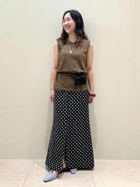 「アイテム（パンプス、ブルー系）」を使った、shionさん（レディース・153cm）の夏コーディネート