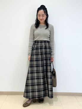 「アイテム（パンプス、グリーン系）」を使った、shionさん（レディース・153cm）の秋コーディネート