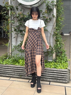 「MURUA（ムルーア）のアイテム（トップス）」を使った、佐々谷玲央さん（レディース・168cm）の春コーディネート