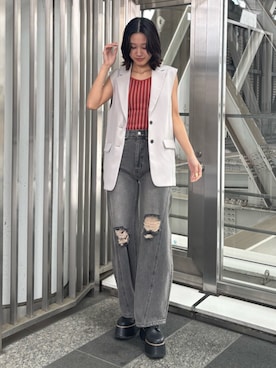 「MURUA（ムルーア）のアイテム（トップス）」を使った、佐々谷玲央さん（レディース・168cm）の春コーディネート