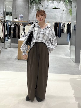 「LEPSIM（レプシィム）のイージーバレエスニーパー　1042670（パンプス、ブラック系）」を使った、Michiさん（レディース）の夏コーディネート