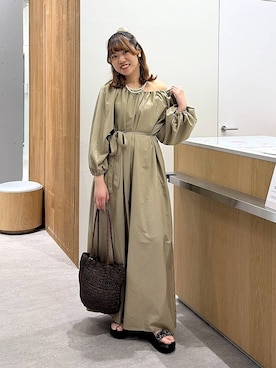 「LOWRYS FARM（ローリーズファーム）のパールタレンネックレス　249411（ネックレス、ベージュ系）」を使った、Michiさん（レディース）の春コーディネート