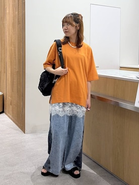 「LEPSIM（レプシィム）の《レプクル》バックパッチT　242850（Tシャツ/カットソー、オレンジ系）」を使った、Michiさん（レディース）の夏コーディネート