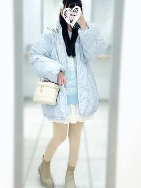 「アイテム（ヘアピン）」を使った、ろーなさん（レディース・163cm）の冬コーディネート