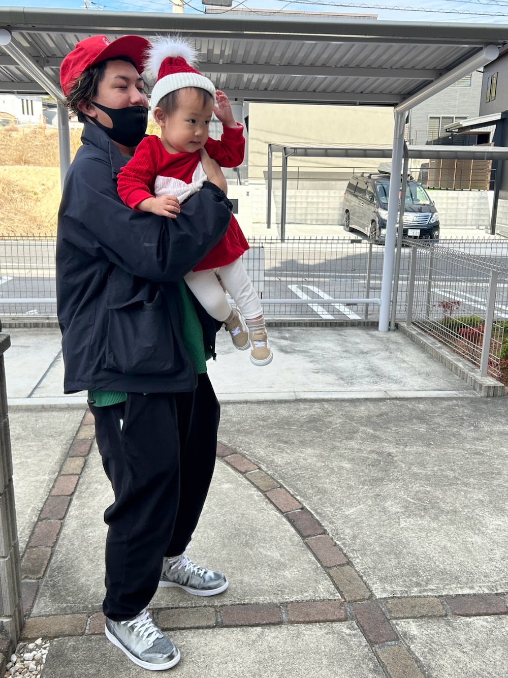 「お洒落さんとつながりたい、クリスマスコーデ、GU、S.F.C、SEESEE、NIKE、ダンクハイ、冬コーデ、スニーカー、ストリート」｜「GUのアイテム（ジャケット/アウター、ブラック系）」を使った、Ryuさん（メンズ・172cm）の冬コーディネートの1枚目の写真