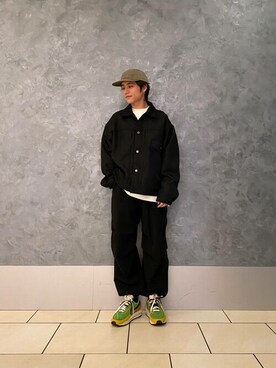 「Uiscel（ユイセル）のアイテム（パンツ）」を使った、SENSE OF PLACE ONLINE STOREさん（メンズ・171cm）の冬コーディネート