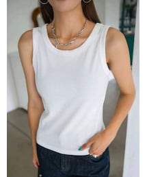 SHEIN | DAZY 無地柄リブニットタンクトップ¥837／サイズ：M(タンクトップ)