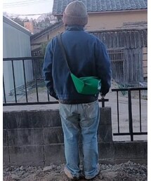うしろ | ブルゾン