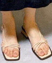 CHARLES & KEITH | サンダル