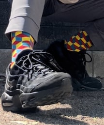 NIKE | エアマックス95(一見オールブラックですが、1部パーツに反射素材を使用しているモデルです)(スニーカー)