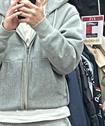 GU | パーカー