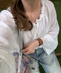 Crisp | トップス