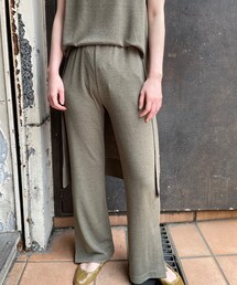 Priority | パンツ