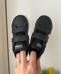 adidas | 14cm 足のサイズは13.5cmだけど1cmくらい大きいよ！(スニーカー)