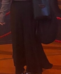 Mila Owen | スカート