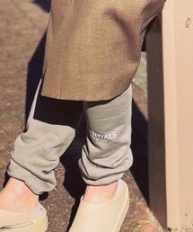 FOG ESSENTIALS | スウェットパンツ