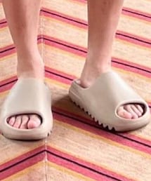 Yeezy | サンダル