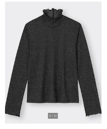 GU | ¥1,990(Tシャツ/カットソー)