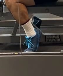 inov-8 | スニーカー