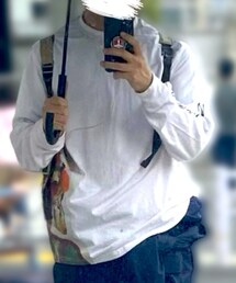 MOUSSY | King Gnuの初期ジャケットアートワークを担当していた佐野りゆうすけさんとmoussyがコラボしたUプロジェクトのアイテム。(Tシャツ/カットソー)