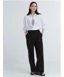 UNIQLO | タックワイドパンツ(丈67cmに裾上げ済)(スラックス)