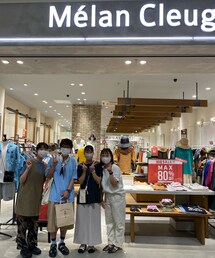 Melan Cleuge❤️ | いつでも暖かく迎えてくれる大好きなスタッフ達と📸🥰💕💕(その他)