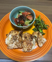 鶏胸肉の梅しそチーズ焼き🧀 | 食器