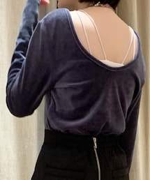 earthy | トップス