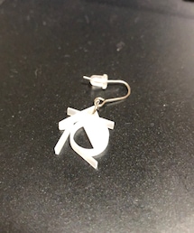 露蜂房 | 露蜂房　しろもじピアス　夜(ピアス（片耳用）)