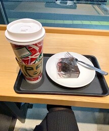 Starbucks | クレームブリュレラテ➕チョコレートパウンドケーキ(その他)