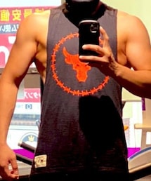 UNDER ARMOUR | タンクトップ